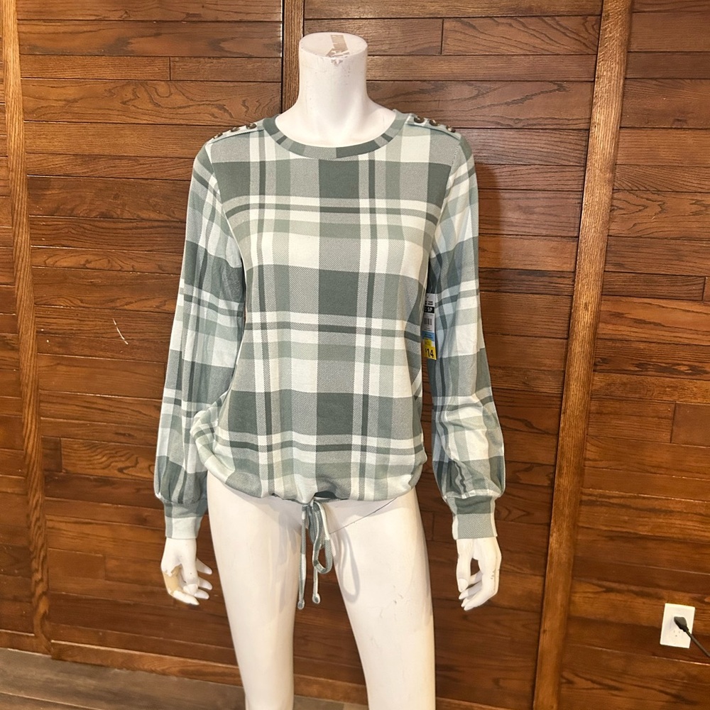 My style. Size small. Super soft. NEW Plaid Green Women's Top